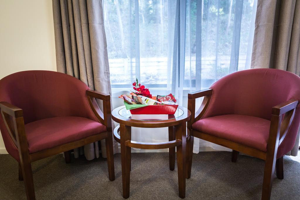 Foothills Hotel Lilydale Room photo