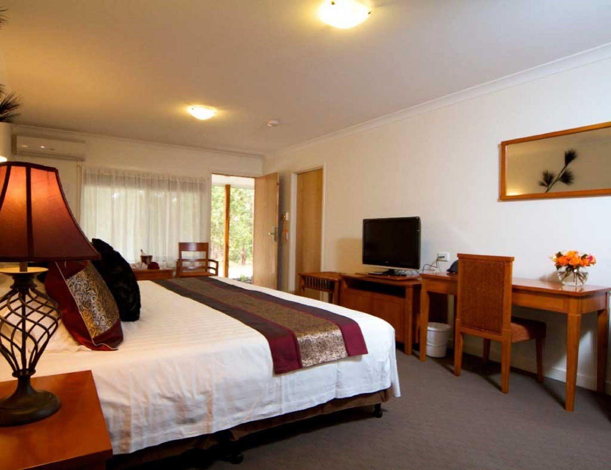 Foothills Hotel Lilydale Exterior photo